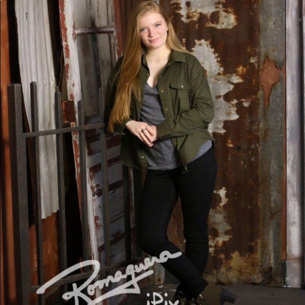 Meet your Posher, Mamie